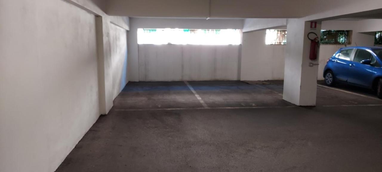 Manzoni Apartment Messina Bagian luar foto