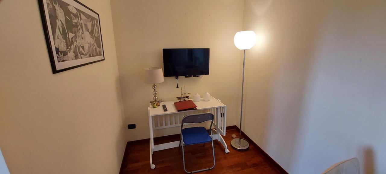 Manzoni Apartment Messina Bagian luar foto