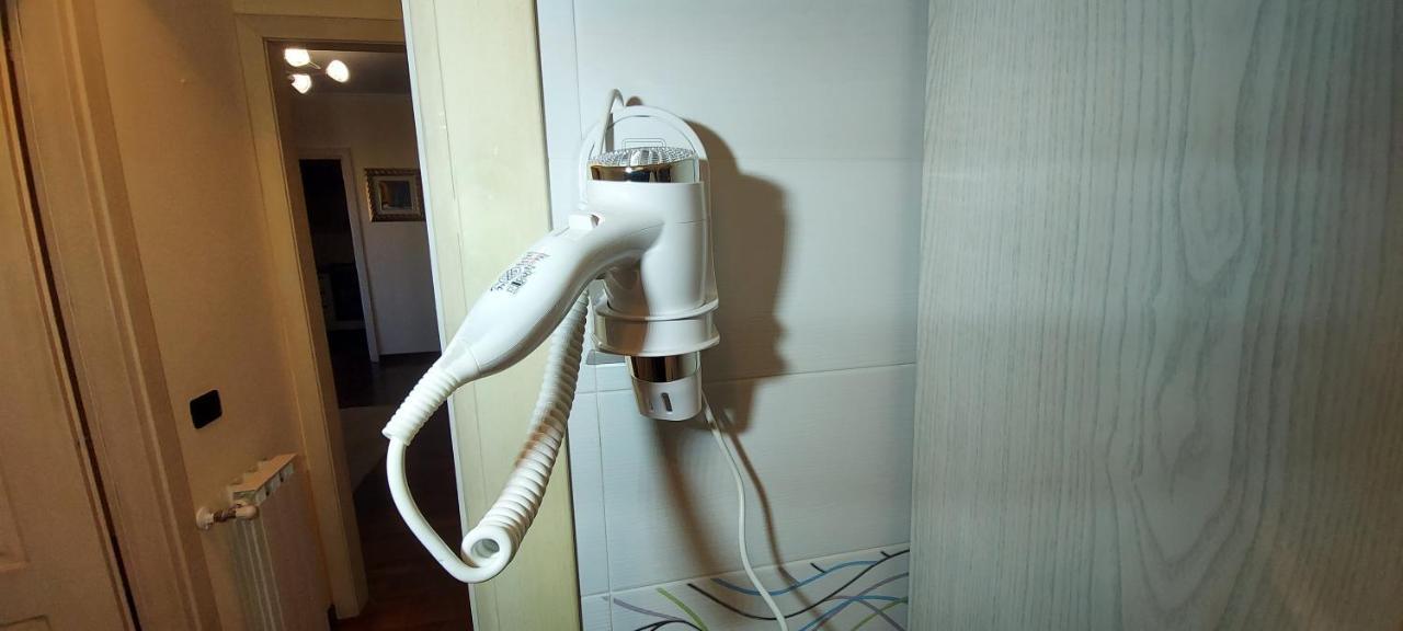 Manzoni Apartment Messina Bagian luar foto